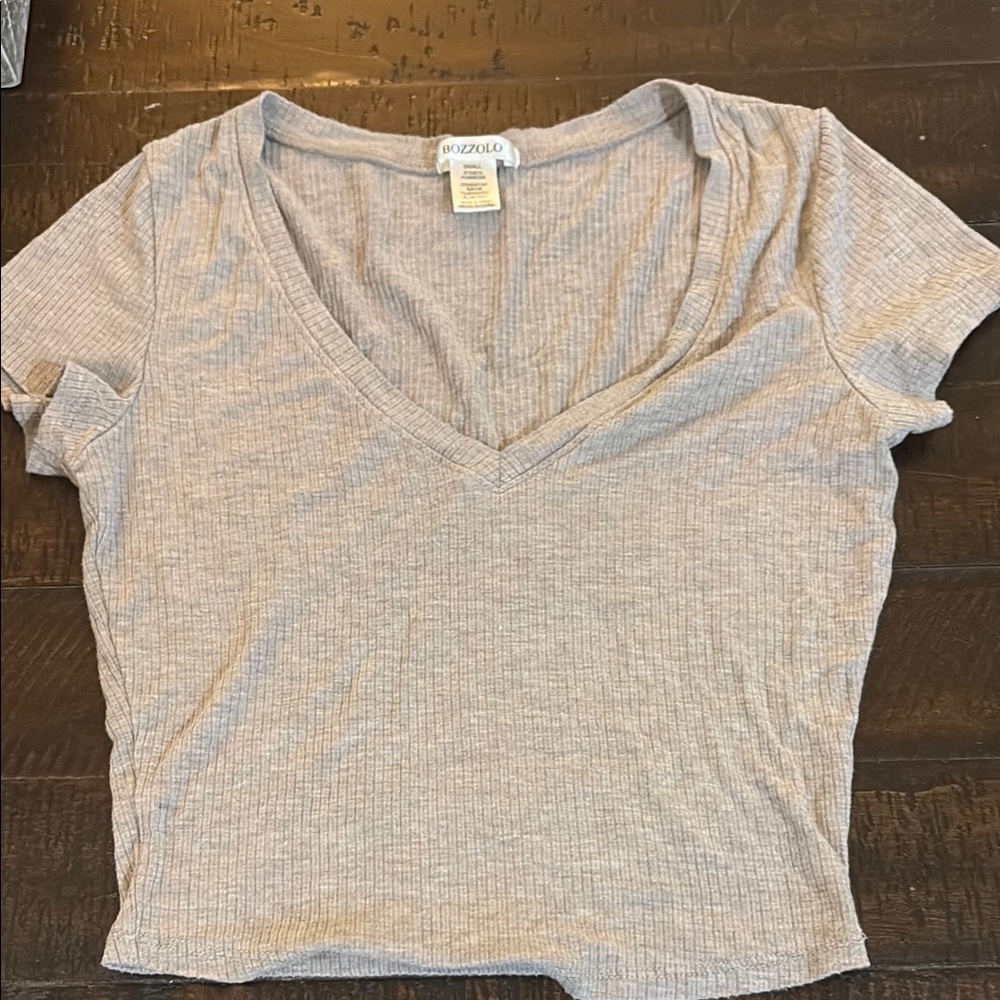 Bozzolo Light Gray Ribbed V-Neck Tee